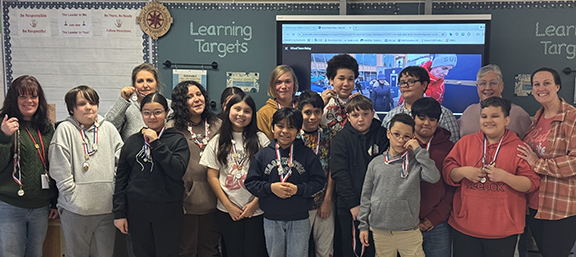 Teacher brings childhood Winter Olympics learning tradition to LMS